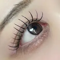 【6月限定】束感マツエク100本 🍒美容液コーティング付🍒✨+¥2,000でLED変更🉑💡