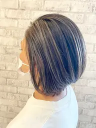👩🦳カット +艶カラー +ハイライトカラー+トリートメント