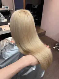 プレックスブリーチ+カラー+髪質改善トリートメント