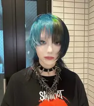 【💣個性爆発させたい方限定💥】2回ブリーチデザインカラー➕デザインカット➕美髪トリートメント