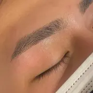 💛ミニモ限定特別価格💛眉毛WAXスタイリング(カット込み)