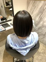 レディースカット(ボブ​〜​ショートの肩につかないスタイル)