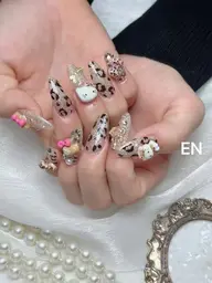 持ち込みデザイン💕アート5本以下💕ストーンつけ放題