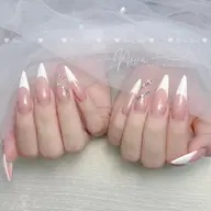 チップ長さだしフレンチ💕🉐5600¥