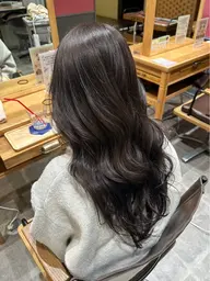 トーンダウンカラー＋Aujuaシャンプートリートメント付き