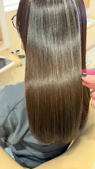 【ファッションカラー】（根本2センチ伸びてる方）🎀 ⚠️18時半以降のみご予約お待ちしております！
