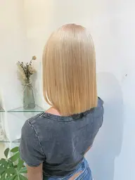 ダメージを最小限に‼️ケアブリーチ+フルカラー+Aujua1stepケアトリートメント✨リタッチ、全頭など✨
