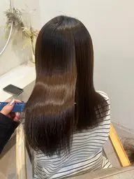 🌧梅雨に向けておすすめ🌧【🫧全体縮毛矯正➕1stepトリートメント🫧】理想の艶髪へ❄️詳細ご確認ください✨
