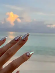 【hand】ミラー、オーロラ