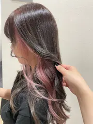 🎀インナーカラー(ブリーチ込み)+カット+トリートメント🎀