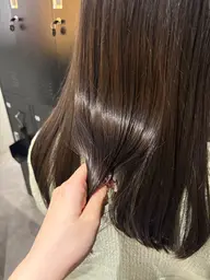 【艶髪になりたい方に🫧】ワンカラー + Aujuaトリートメント🍨✨