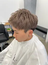 🔥メンズカット+ブリーチ(ハイトーン)カラー🔥