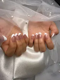 オフなし【10名限定】大人可愛い 白フレンチネイル