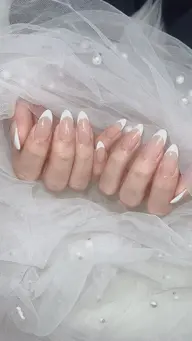 フレンチネイル