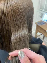 【ロング料金なし✨️】フィヨーレカラー＋トリートメント付
