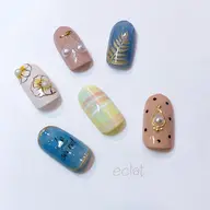 ★ハンドネイル★【オフ有り】【アート2本】秋冬らしいデザイン豊富♪毎月変わる定額デザインよりお選びいただけます