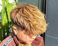 【💎ご新規様限定💎】メンズカット+スペインカール🇪🇸+ハイライト+オンカラー