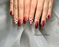 2アートでシンプルネイル🦋