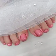 6月限定☘️マグネットも🙆ワンカラーフットネイル👣
