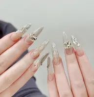 【2XL/持ち込みOK】チップ長さだし10本★アート＆パーツつけ放題 【オフ有無要連絡】