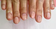 ハンド　爪を育てる　クリアジェルネイル　【爪育成】