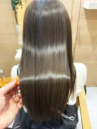 ☂️梅雨シーズン限定☂️ダメージレス酸性ストレート+カット+トリートメント