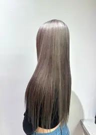 【モデル施術】ブリーチ(リタッチのみ可)