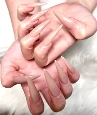 チップ長さ出しワンカラー🩵🩷オフの有無をお知らせください。