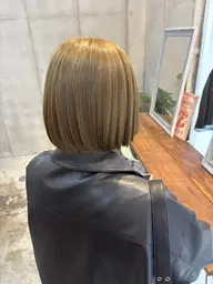 骨格似合わせカット＋ブリーチありWカラー🍀