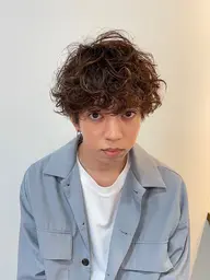【メンズ】デザインカット+パーマ+炭酸泉 波巻き、ツイスト、スパイラル