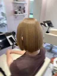 🎀✂️【23歳以上】ケアブリーチ+カラー+モデルカット+TR