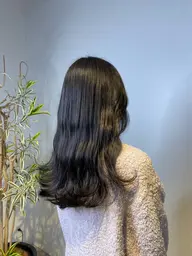 [オージュアトリートメント付き]毛先カット5センチ未満のみ