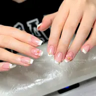 フレンチネイル(長さだし追加可能)