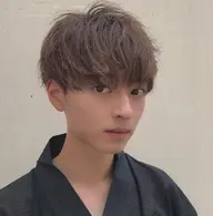 【ガラッと変わりたいメンズ必見✨】町田でカット&カラーがここまでお手頃な価格のクーポンはここだけです!!