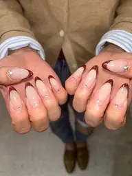 【パラジェル】【6月限定】❕💅フレンチネイル💜オフ込み✨