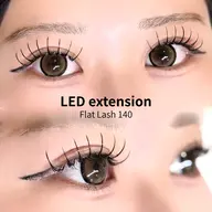 《LEDマツエク》フラットラッシュ140本🪽[デザイン選べます]