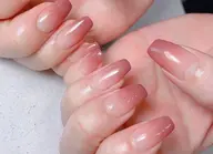 オフあり💅カラーグラデーション🪽ラメグラデーション✨伸びても気にならないデザインです✴️