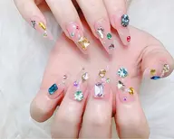 長さ出し+ワンホンキラキラネイル ✨