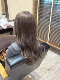 ケアブリーチ＋ケアカラーで叶える垢抜けハイトーン🍒ྀི