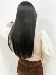 【夏のうねり対策】似合わせカット+うる艶縮毛矯正¥13650