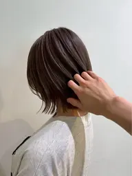【レディース】毛先5cm以上切らさせていただける方