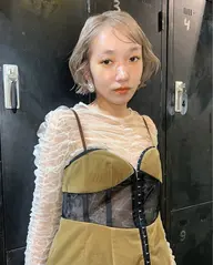 リタッチブリーチ×2回+ベースカラー️🩵