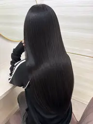 【🤍⚡️ブリーチ毛でもかけられる⚡️🤍】髪質改善ストレート+1stepトリートメント❣️✧︎*。