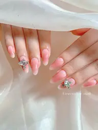 <長さだし>血色感チークネイル🩷