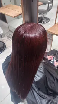 🩵ナチュラルトーンアップ🩵に透明感あふれる思わず触らせたくなるうる艶髪✨になれるトリートメント付き😍今だけ限定😍