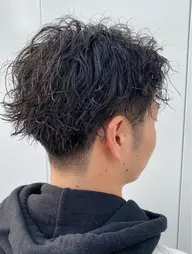 【メンズ】ダメージ最小限❗️カット＋パーマ🦱