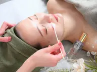 韓国美容人気No.1★ララピール&美容液導入付き★ 素肌力upコース　敏感肌・大人ニキビケアに