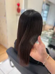 【広がり・うねりを自然に♪】酸性ストレート➕水素トリートメント