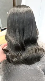 🩶ワンカラー&2stepトリートメント🩶　(ロングヘア限定)  (平日20時​〜​・土日祝19時​〜​限定)