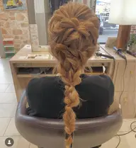 ヘアセットメニューになります💛